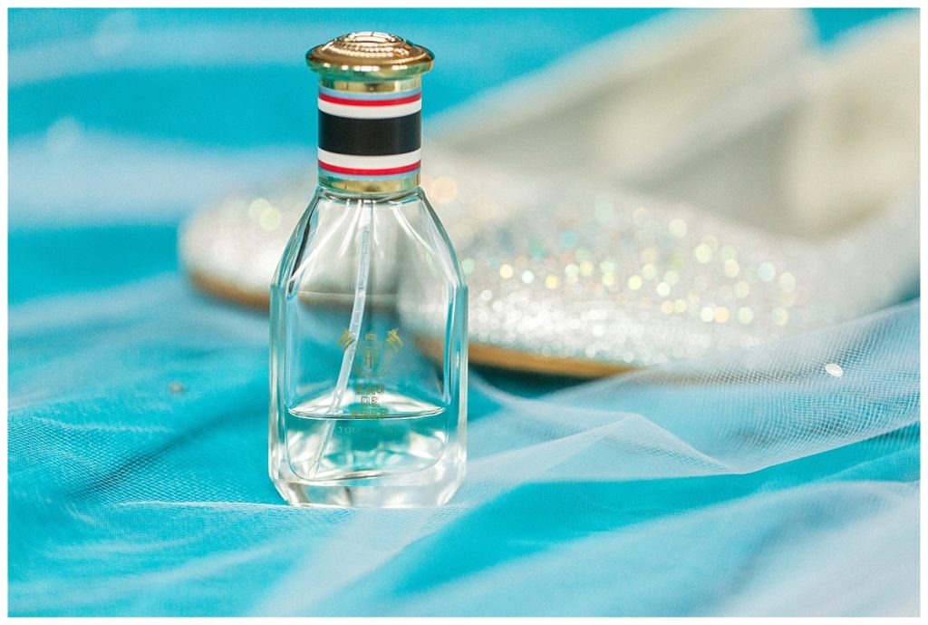 wedding perfume photo