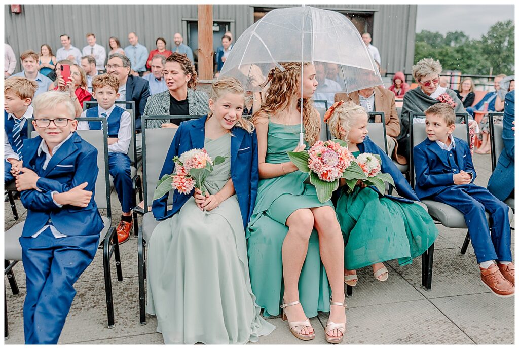 beautiful outdoor ceremony in eau claire wiconsin at the brewing projekt in eau claire wisconsin